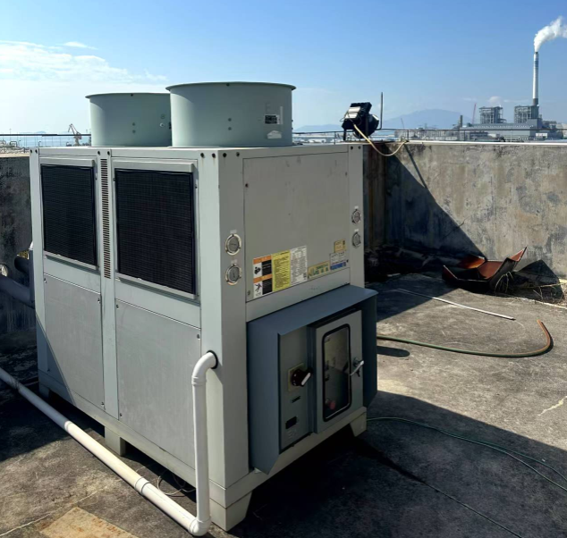 惠州大亞灣石化企業(yè)防爆冷水機案例